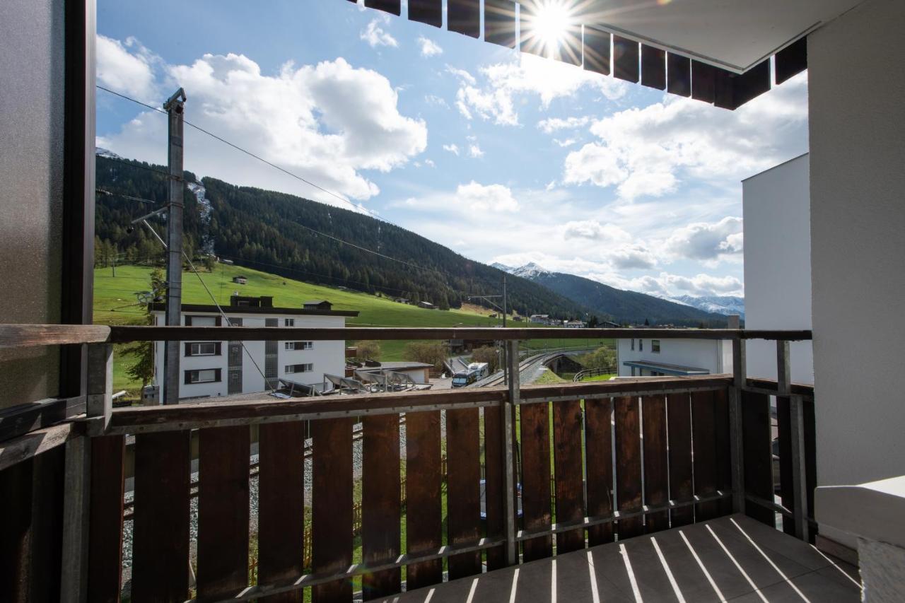 Agrimonia - Moebilierte Ferienwohnung Mit Balkon ดาวอส ภายนอก รูปภาพ