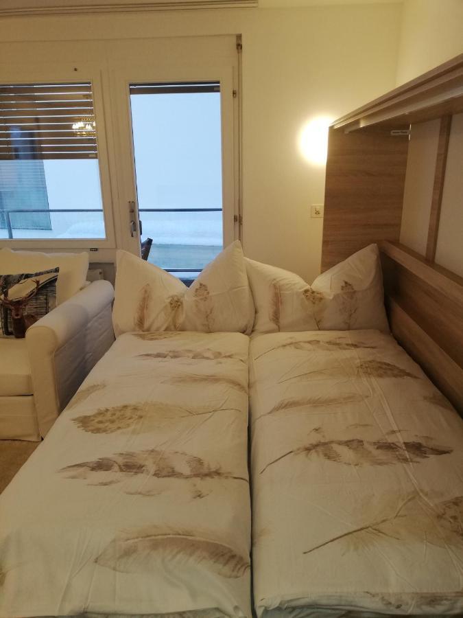Agrimonia - Moebilierte Ferienwohnung Mit Balkon ดาวอส ภายนอก รูปภาพ