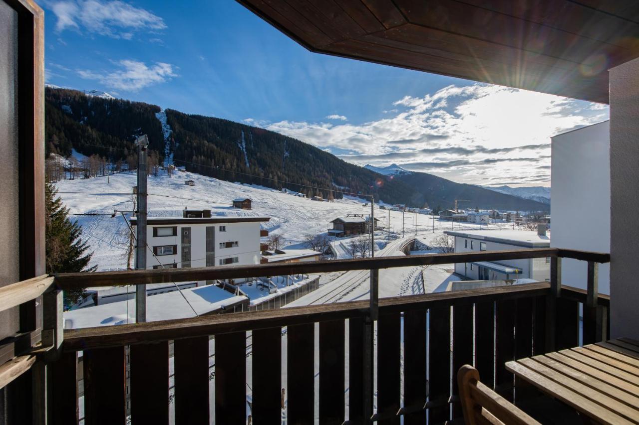 Agrimonia - Moebilierte Ferienwohnung Mit Balkon ดาวอส ภายนอก รูปภาพ
